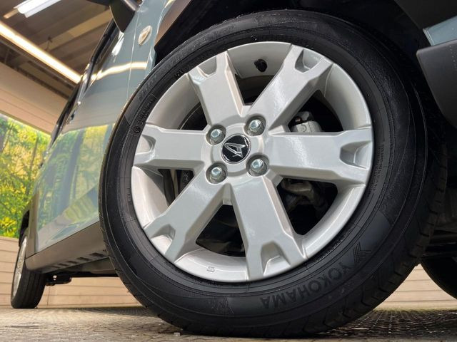 �y����15�C���`�A���~�z�C�[���z�O�ςɃ}�b�`���������A���~�z�C�[���𑕒����Ă���܂��B�e��ЊO�A���~�z�C�[����A�X�^�b�h���X�^�C�����戵�����Ă���܂��B���񂲑��k����������