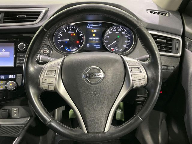 �y�N���[�Y�R���g���[���z�������H�����N���N���s�B�A�N�Z���𗣂��Ă���葬�x�ő��s���ł��A�������^�]���̕��S���y��!�����E�������ȒP�ȃX�C�b�`����Œ����ł��܂��B