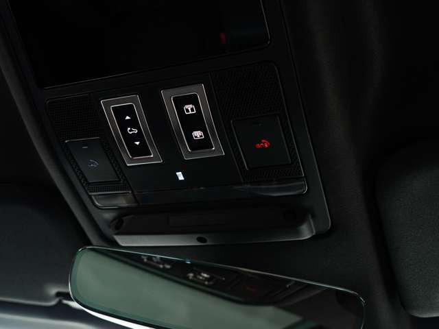 �y ���Ԍ���C�x���g��t�F�A �z�A�y���^�ł̓N���X�}�X�ȂǋG�߂̃C�x���g��t�@���~�[�e�B���O�A�W����Ȃǂւ̎Q�����s���A�܂������ɉ����������ȃL�����y�[�������{���Ă��܂��B