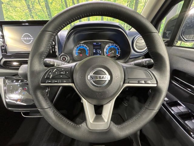 �y�����v�����X�e�A�����O�z�㎿�Ȋv���g�p���邱�ƂŁA��ɂ����������݂ƂĂ��^�]���₷���n���h���ł���