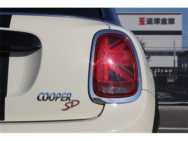 ���Ǝҗl�ւ̔̔��͂��f�肳���Ă��������܂��B �Ԍ������ԗ��̏ꍇ�́A�Ԍ����擾�������x�������z�ŕ\�����Ă���܂��B