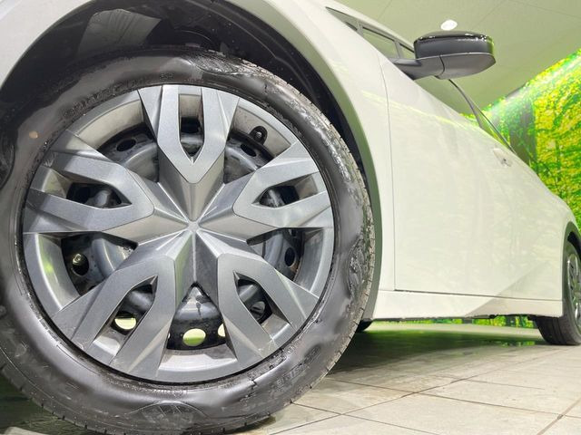 社外ホイールやスタッドレスタイヤもご用意ございますのでお気軽にお問い合わせください。