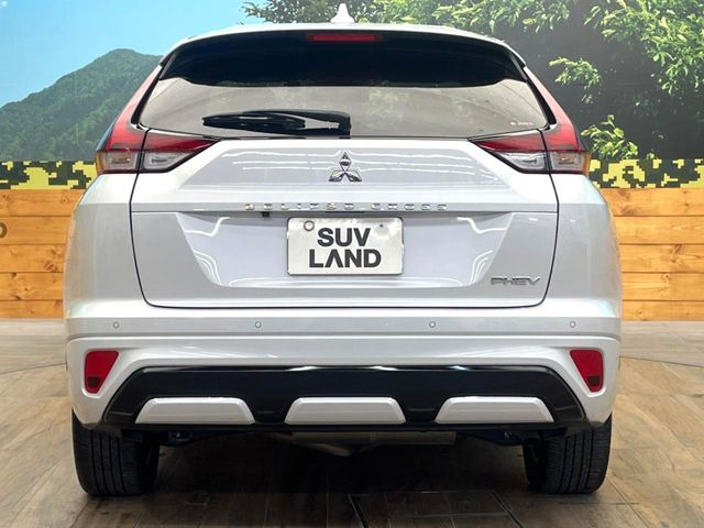 安心の最長10年・走行無制限保証(有償)をご用意。保証内容も充実はもちろん、無料点検&オイル交換や、年中無休の全国・24時間ロードサービスも付帯されておりますのでご安心下さい。