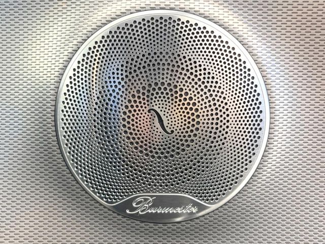 ��Burmester�T���E���h�V�X�e��:�n�C�G���h�I�[�f�B�I��僁�[�J�[����|����Ԑ�p�̃v���~�A���X�s�[�J�[�𑕔��B�����̃X�s�[�J�[����A���̗������܂ŕ����鍂�i���ȉ��y�����y���݂��������܂��B