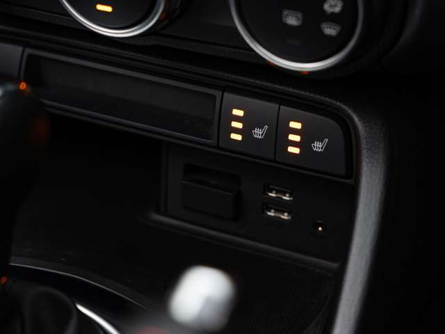 �A�����ÎԂ̓A�t�^�[�����e�i���X�̐M�������ߎ肾�ƍl���Ă���܂��B���X�͂��q�l�ƒ������t�����������A���ɐ������傫���Ȃ��X��ڎw���܂��B���[�Ԍォ�炪���q�l�Ƃ̃J�[���C�t�̎n�܂肾�ƍl���Ă��܂��B