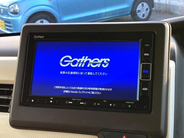 �y�����i�r�z�l�C�̏����i�r�𑕔����Ă���܂��B�i�r�̎g���₷���͂������A�I�[�f�B�I�@�\���[��!�L�����v�◷�s�͂������A�ʋ΂┃�����ȂǕ��i�̃h���C�u���y�����Ȃ�͂���