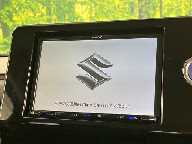 �y�����i�r�z�l�C�̏����i�r�𑕔����Ă���܂��B�i�r�̎g���₷���͂������A�I�[�f�B�I�@�\���[��!�L�����v�◷�s�͂������A�ʋ΂┃�����ȂǕ��i�̃h���C�u���y�����Ȃ�͂���