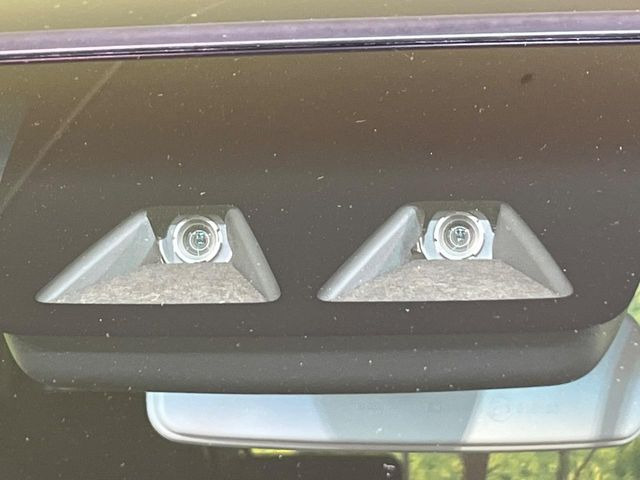 �y�X�}�[�g�A�V�X�g�z���s���ɑO���̎ԗ�����F�����A�Փ˂������Ȏ��͌x��ƃu���[�L�ŏՓˉ���Ɣ�Q�y�����A�V�X�g�B�����S�Ƀh���C�u�����y���݂��������܂��B