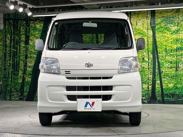 ���Ђł́A�S�ԁw�C�����Ȃ��x�̂��Ԃ̂ݎ�舵���Ă���܂��B��C�o�C���[�ɂ�錵�I�����d����̌�A���Ɍ�̎ԗ��`�F�b�N���s���A�l�N�X�e�[�W���F�肵�����i���Ȓ��ÎԂ����񋟂��Ă���܂��B