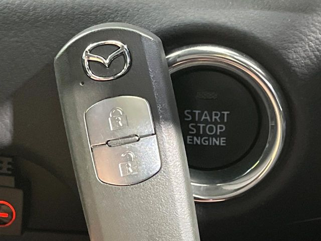 �y�A�h�o���X�g�L�[�z�J�o����|�P�b�g�ɓ��ꂽ�܂܂ł��h�A�̎{���E�������\�ȃX�}�[�g�L�[�𑕔��B�G���W���̃I���E�I�t�����J�M�����o���K�v����������Ƃ��Ă��֗��ł���