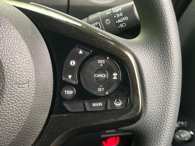 �y�A�_�v�e�B�u�N���[�Y�R���g���[���z�������H�ł̒��������s���y��!!�����ő��x��ۂN���[�Y�R���g���[�����A�Փˌy���V�X�e���ƘA�g���A�O���̎ԗ������m���ĎԊԂ�ۂ悤�ɑ��x���߂��Ă���܂�!!