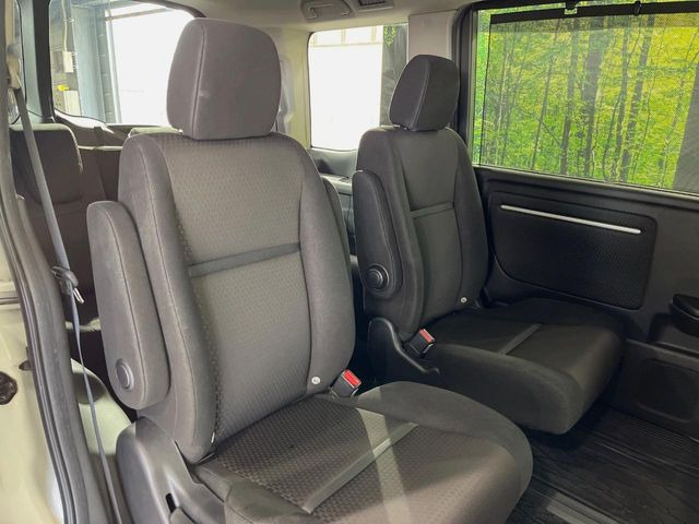 ���ڒ����̓E�H�[�N�X���[�ƂȂ��Ă���܂��B���ڂƎO��ڂ̈ړ�����~�肪�Ƃ��Ă��y�ɂȂ�̂ŁA���~��̍ۂ��X�g���X�������邱�Ƃ͂���܂����