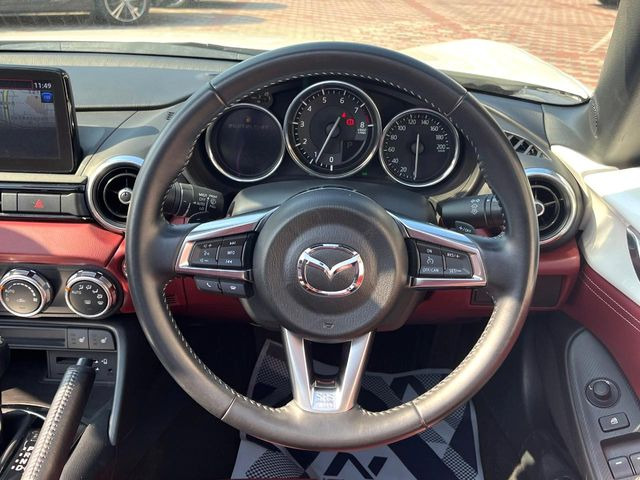 �y�����v�����X�e�A�����O�z�㎿�Ȋv���g�p���邱�ƂŁA��ɂ����������݂ƂĂ��^�]���₷���n���h���ł���