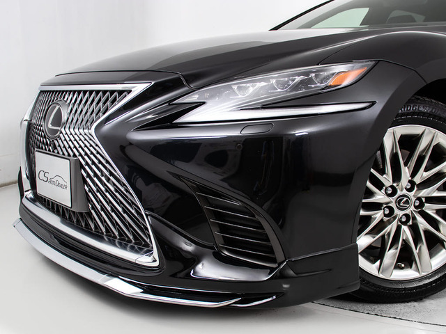 CSオートブランド「ウェザリア」エアロが装着されています!お好みはいかがですか?今付いているデザイン以外にも、各ブランドのエアロを格安にてお取付け出来ます!