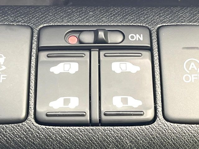 �y�����p���[�X���C�h�h�A�z�X�}�[�g�L�[��^�]�Ȃ̃X�C�b�`�Ō�ȗ����X���C�h�h�A�̊J���\���d��������͂����ăh�A���J����K�v�������A�����Ȃ��q�l�ł��ȒP�ɊJ���߂ł����K�ł���