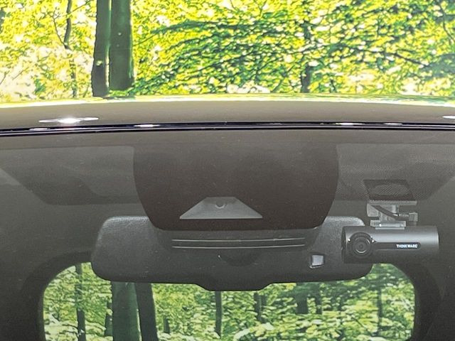 �y�g���^�Z�[�t�e�B�Z���X�z���s���ɑO���̎ԗ�����F�����A�Փ˂������Ȏ��͌x��ƃu���[�L�ŏՓˉ���Ɣ�Q�y�����A�V�X�g�B�����S�Ƀh���C�u�����y���݂��������܂��B