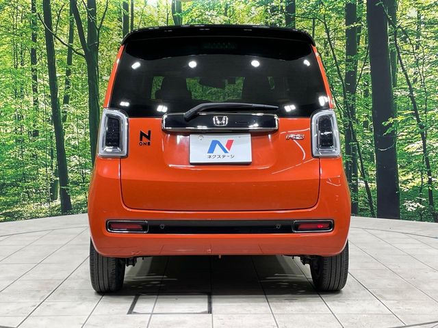 安心の最長10年・走行無制限保証(有償)をご用意。保証内容も充実はもちろん、無料点検&オイル交換や、年中無休の全国・24時間ロードサービスも付帯されておりますのでご安心下さい。