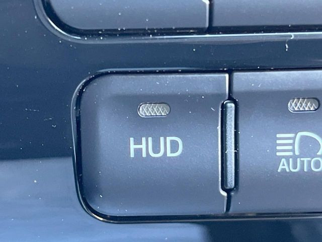 �y�w�b�h�A�b�v�f�B�X�v���C�z���݂̑��x�⑖�s�����f�W�^���\���ŉ^�]�ȑO���̃K���X�ɓ��e!�^�]���A�ڐ������炳���K�v�ȏ����m�F�ł���̂łƂ��Ă��֗��ň��S!