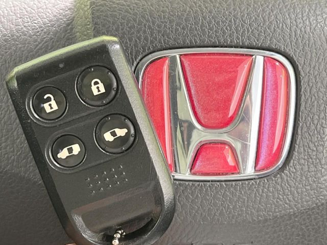 �y�L�[���X�z�������ꂽ�ꏊ����ł��{�^����Ńh�A�̊J���E�{�����ł���̂łƂ��Ă��֗�!�h�A�̌�������ɏ������邱�Ƃ�����܂����