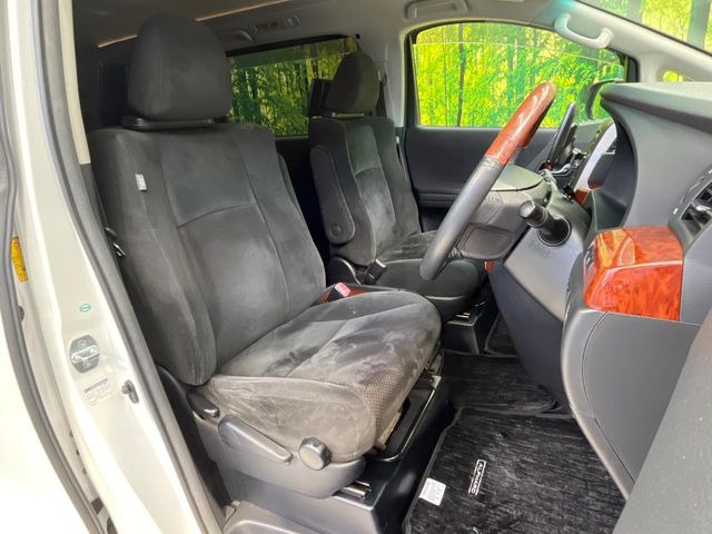 �^�]�Ȃ܂��ɂ͏\���ȃX�y�[�X������A�啿�ȕ��ł��������^�]���Ă�����������ł��B