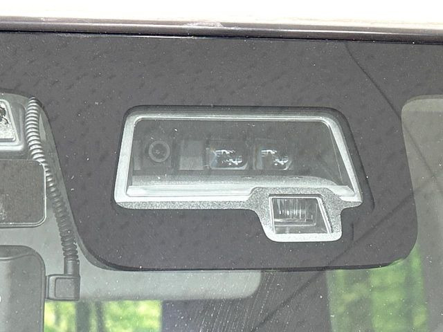 �y�X�Y�L �Z�[�t�e�B�T�|�[�g�z���s���ɑO���̎ԗ�����F�����A�Փ˂������Ȏ��͌x��ƃu���[�L�ŏՓˉ���Ɣ�Q�y�����A�V�X�g�B�����S�Ƀh���C�u�����y���݂��������܂��B