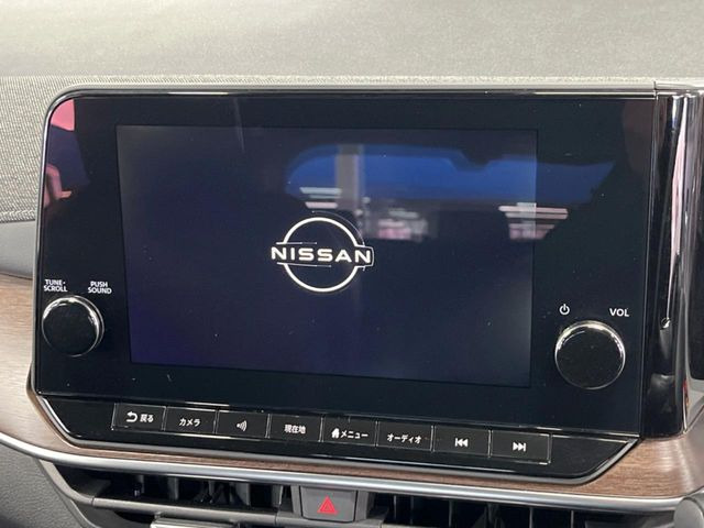 �y���[�J�[�����i�r�z�C���e���A�ɗn�����ރX�^�C���b�V���ȁu��p�݌v�v���[�J�[�i�r�𑕔��􎋔F���⑀�쐫�ȂǊ�{���\�ɂ��D��A���㎿�ȃJ�[���C�t�����y���݂��������܂��B