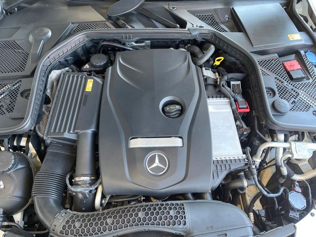 �����X�ł́A�e���[�J�[�̐�p�f�f�e�X�^�[�𓱓��B���Ǝ��i�����e�N�j�J���X�^�b�t���풓���Ă���܂��̂ŁA������̍ۂɂ����S���Ă����p���������܂��B