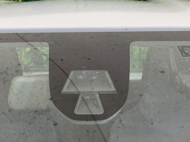 �y���[�_�[�u���[�L�T�|�[�g�z���s���ɑO���̎ԗ�����F�����A�Փ˂������Ȏ��͌x��ƃu���[�L�ŏՓˉ���Ɣ�Q�y�����A�V�X�g�B�����S�Ƀh���C�u�����y���݂��������܂��B