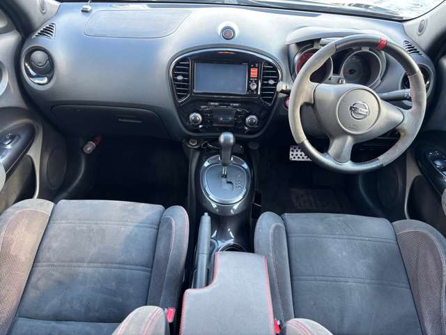 整備は国家整備士在住当社にて行います♪納車後のアフターケアもお任せください♪