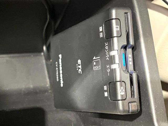 【ETC】高速道路の料金所をストレスなく通過!話題のスポットやサービスエリアに多い「スマートIC」利用時は必須のアイテムです。当店でセットアップを実施、ご納車当日からすぐにご利用いただけます!