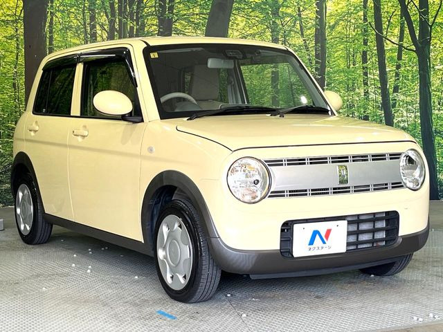 高透明度のガラス皮膜で撥水はもちろん、上質なツヤ・光沢を実現。紫外線や酸性雨から大切な愛車を保護し、色あせ・劣化を防止。「弾スプラッシュコート」、「弾プリミッサコート」からお選びいただけます。