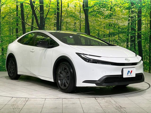 高透明度のガラス皮膜で撥水はもちろん、上質なツヤ・光沢を実現。紫外線や酸性雨から大切な愛車を保護し、色あせ・劣化を防止。「弾スプラッシュコート」、「弾プリミッサコート」からお選びいただけます。