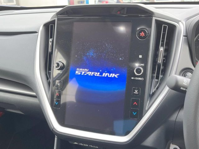 【11.6インチディスプレイオーディオ】お手持ちのスマートフォンとワイヤレス連携で、スマホのナビアプリや音楽再生など各種アプリを操作可能!各種車両情報もこの画面から確認・設定できます♪