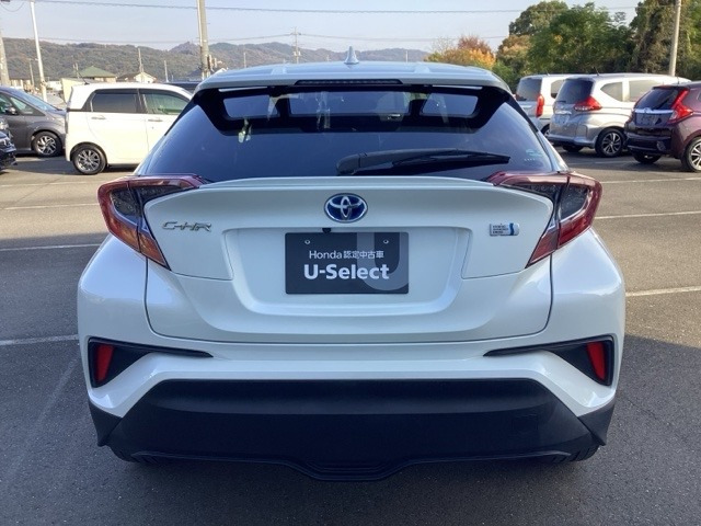 C-HRハイブリッド 1.8 S