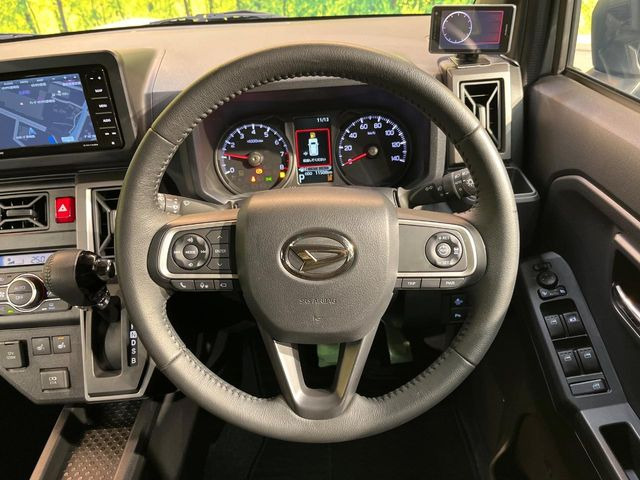 �y�����v�����X�e�A�����O�z�㎿�Ȋv���g�p���邱�ƂŁA��ɂ����������݂ƂĂ��^�]���₷���n���h���ł���