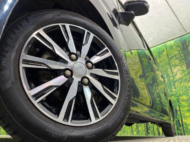 �y����14�C���`�A���~�z�C�[���z�O�ςɃ}�b�`���������A���~�z�C�[���𑕒����Ă���܂��B�e��ЊO�A���~�z�C�[����A�X�^�b�h���X�^�C�����戵�����Ă���܂��B���񂲑��k����������