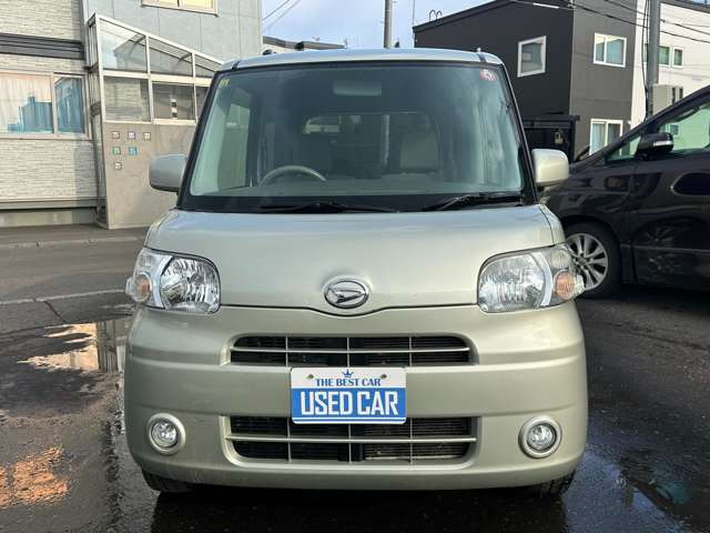 正面の画像です。