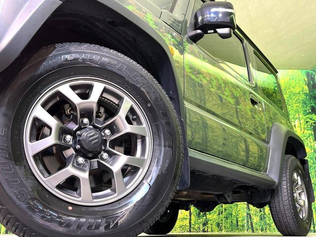 �y����15�C���`�A���~�z�C�[���z�O�ςɃ}�b�`���������A���~�z�C�[���𑕒����Ă���܂��B�e��ЊO�A���~�z�C�[����A�X�^�b�h���X�^�C�����戵�����Ă���܂��B���񂲑��k����������