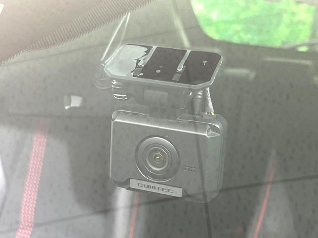 �y�h���C�u���R�[�_�[�z���S�E���S�ȃJ�[���C�t�ɕK�{�̃h���C�u���R�[�_�[�𑕔�!���s���͂������A������^�]�⎖�̂ɑ��������ۂ̏󋵂��f���ŋL�^���A����̃��X�N�ɔ����܂��B