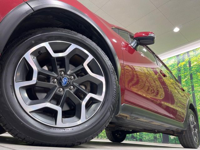 �y����17�C���`�A���~�z�C�[���z�O�ςɃ}�b�`���������A���~�z�C�[���𑕒����Ă���܂��B�e��ЊO�A���~�z�C�[����A�X�^�b�h���X�^�C�����戵�����Ă���܂��B���񂲑��k����������