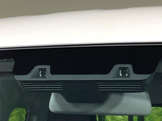 �y�X�Y�L �Z�[�t�e�B�T�|�[�g�z���s���ɑO���̎ԗ�����F�����A�Փ˂������Ȏ��͌x��ƃu���[�L�ŏՓˉ���Ɣ�Q�y�����A�V�X�g�B�����S�Ƀh���C�u�����y���݂��������܂��B