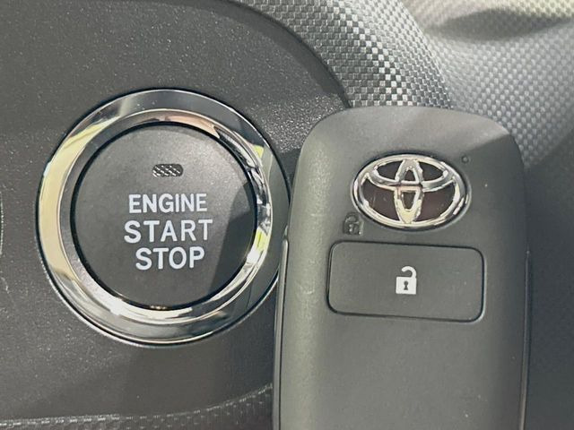 �y�X�}�[�g�L�[�z�J�o����|�P�b�g�ɓ��ꂽ�܂܂ł��h�A�̎{���E�������\�ȃX�}�[�g�L�[�𑕔��B�G���W���̃I���E�I�t�����J�M�����o���K�v����������Ƃ��Ă��֗��ł���