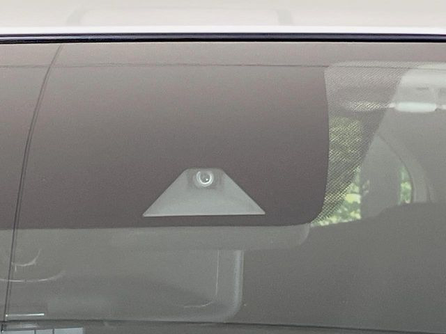 �y�C���e���W�F���g�G�}�[�W�F���V�[�u���[�L�z�t�����g�J�����őO���̎ԗ�����s�҂����m�B�Փ˂������Ȏ��͏Փ˔�Q�y���u���[�L���쓮�A�Փˉ�����T�|�[�g�B�����S�Ƀh���C�u�����y���݂��������܂��B