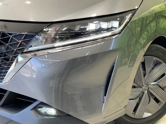 �yLED�w�b�h���C�g�z���V����ԑ��s�����ǍD�Ȏ��E���m�ۂ����S���ĉ^�]�ł��鍂�P�xLED�w�b�h���C�g�𑕔�!�_�����x�������A����d�͂��}�����Ă��܂��B