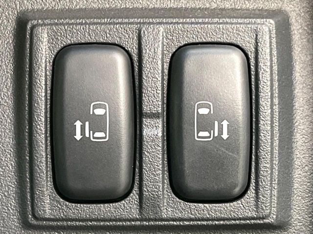 �y�����p���[�X���C�h�h�A�z�X�}�[�g�L�[��^�]�Ȃ̃X�C�b�`�Ō�ȗ����X���C�h�h�A�̊J���\���d��������͂����ăh�A���J����K�v�������A�����Ȃ��q�l�ł��ȒP�ɊJ���߂ł����K�ł���