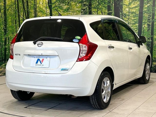 ☆全国のネクステージからお取り寄せが可能※!遠方の店舗に展示してあるクルマが気になる場合も、最寄りの店舗でご覧いただくことが可能です!是非私たちに要望をお聞かせください!※別途費用