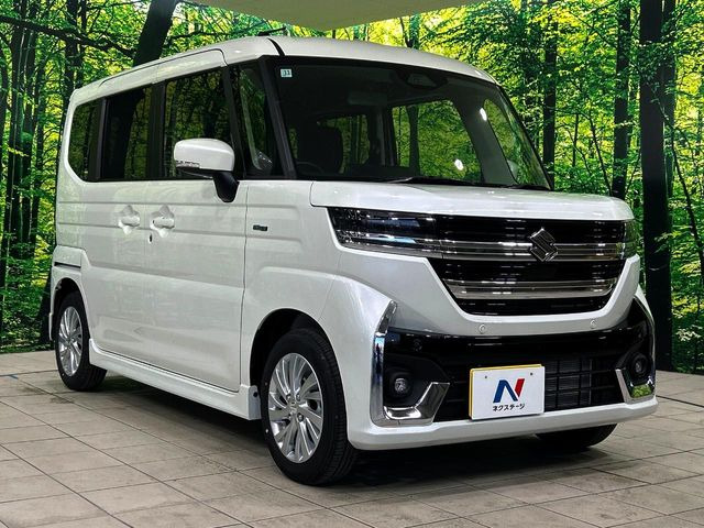 高透明度のガラス皮膜で撥水はもちろん、上質なツヤ・光沢を実現。紫外線や酸性雨から大切な愛車を保護し、色あせ・劣化を防止。「弾スプラッシュコート」、「弾プリミッサコート」からお選びいただけます。