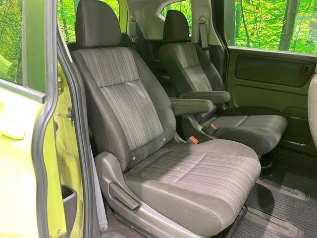 ���ڒ����̓E�H�[�N�X���[�ƂȂ��Ă���܂��B���ڂƎO��ڂ̈ړ�����~�肪�Ƃ��Ă��y�ɂȂ�̂ŁA���~��̍ۂ��X�g���X�������邱�Ƃ͂���܂����