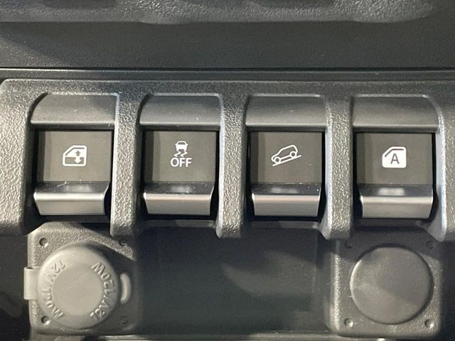 �y�_�E���q���A�V�X�g�z�}�ȍ⓹������Ƃ��Ɏ����Ńu���[�L�𐧌�A���̒ᑬ�x��ۂ��܂��B�ᓹ�∫�H�ȂǊ���₷���H�ʂ̉����ł��^�C�������b�N���Ȃ�������S!�n���h������ɏW���ł��܂�!