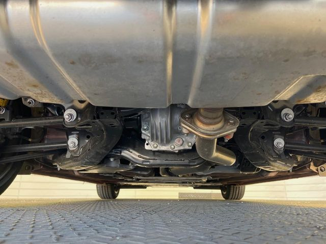 下回りがきれいなうちに、防錆加工の施工がオススメ。降雪地域はもちろん、沿岸部にお住いの方や、趣味でマリン・ウィンタースポーツをされる方にご好評いただいております。